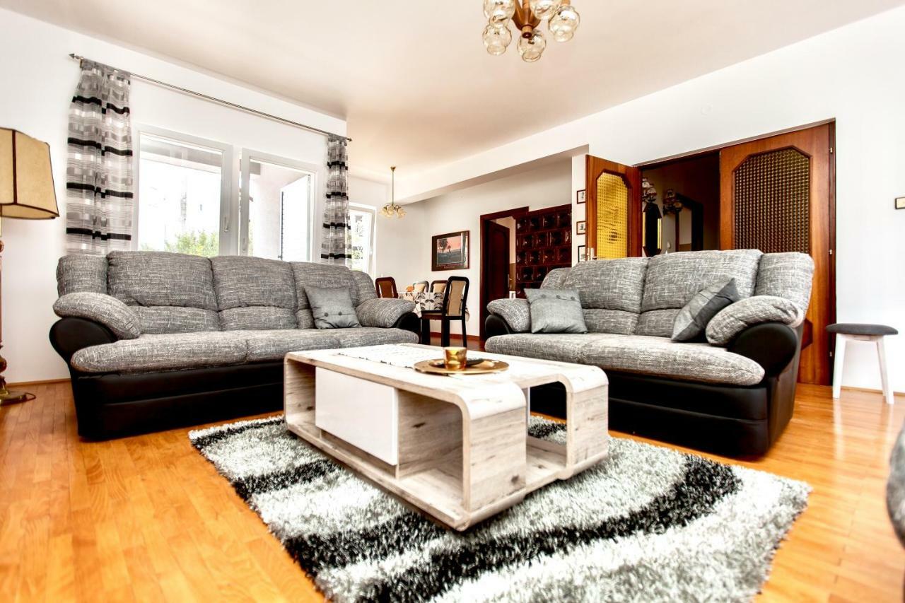 Amica Apartment